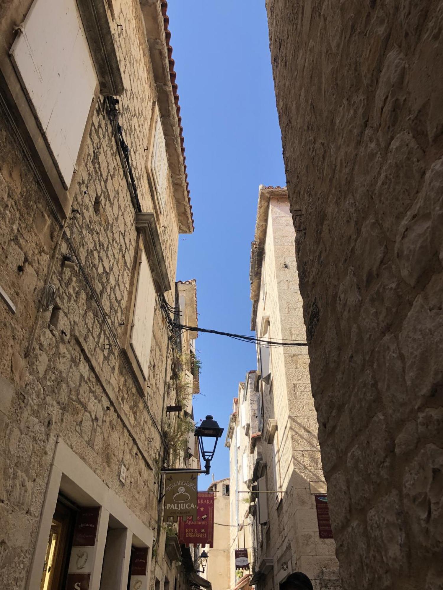 Apartmani Ema Trogir Exterior photo