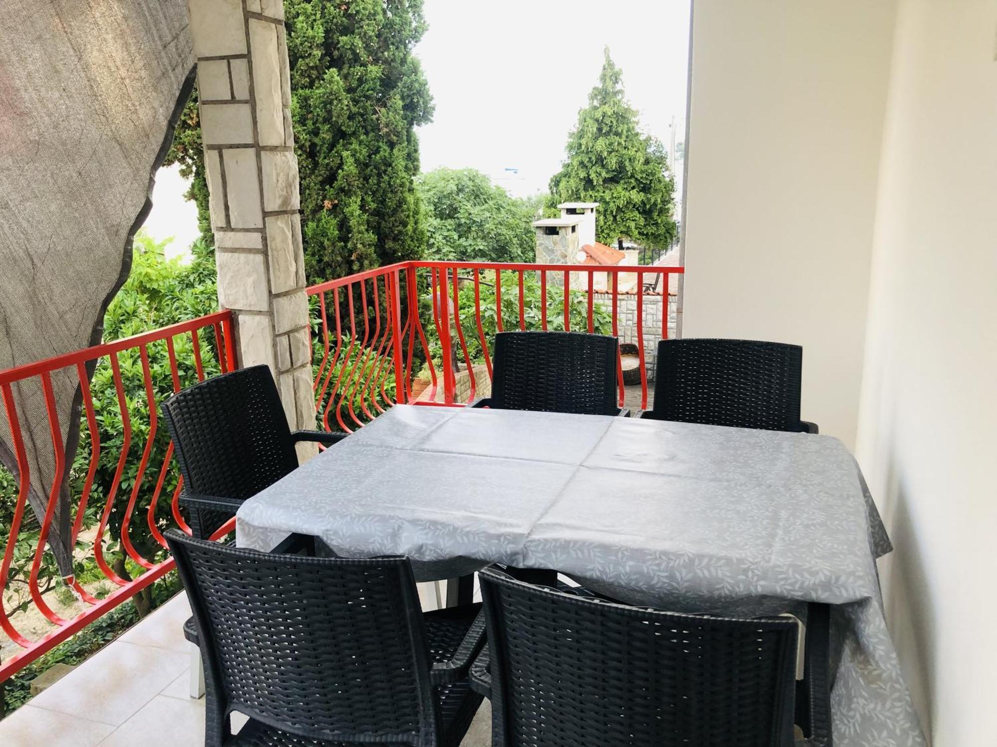 Apartmani Ema Trogir Exterior photo