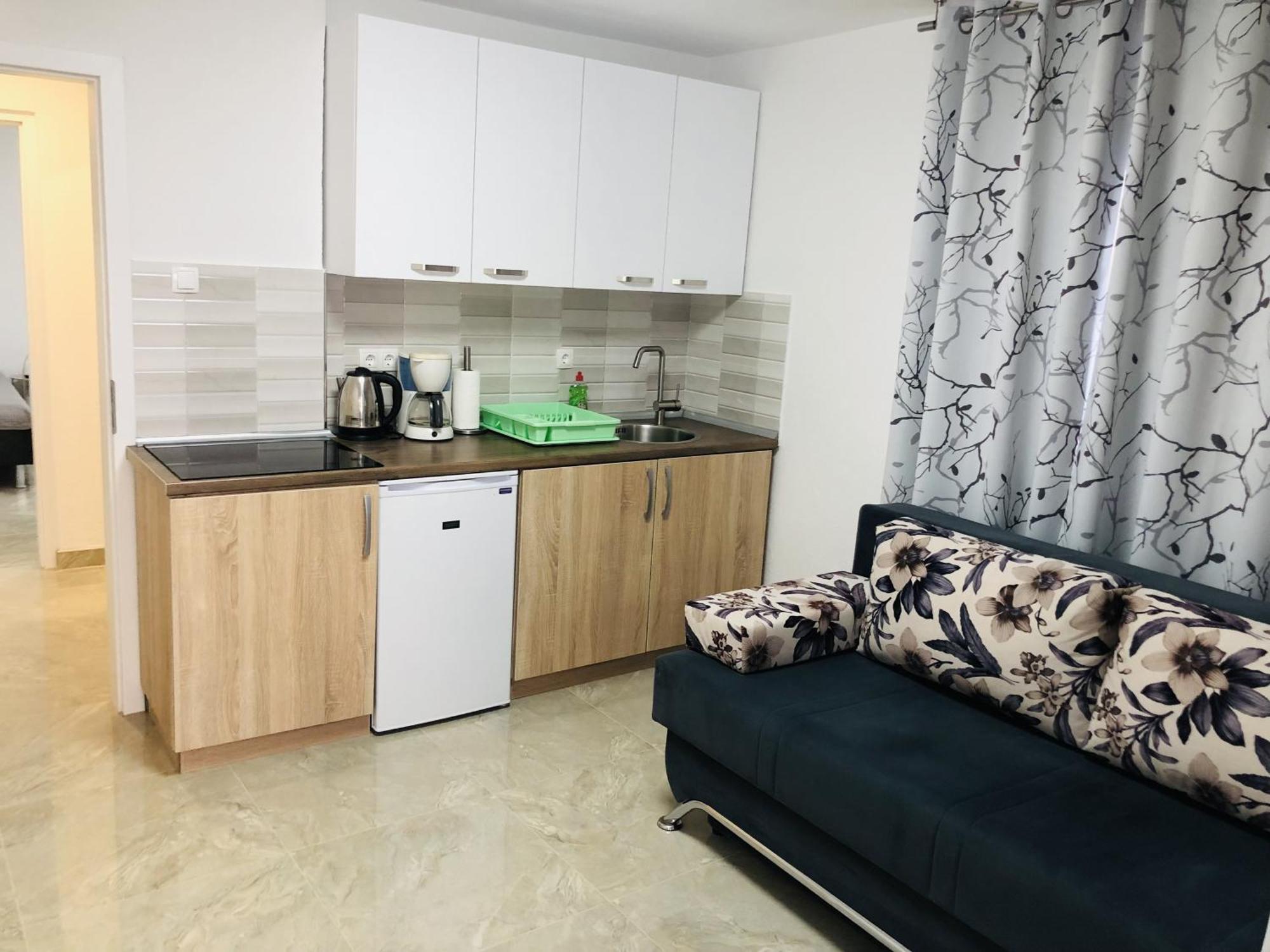 Apartmani Ema Trogir Exterior photo